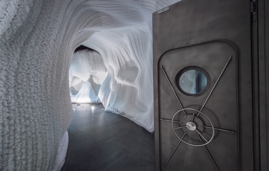 Ледяная пещера